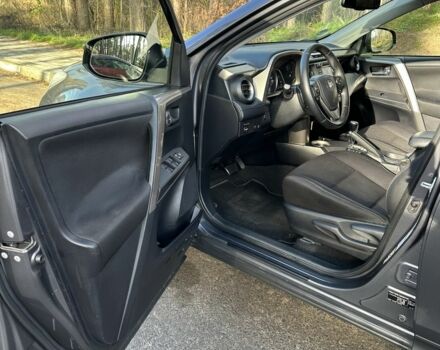 Серый Тойота РАВ 4, объемом двигателя 2.2 л и пробегом 208 тыс. км за 15800 $, фото 14 на Automoto.ua