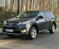 Серый Тойота РАВ 4, объемом двигателя 2.2 л и пробегом 208 тыс. км за 15800 $, фото 1 на Automoto.ua