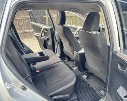 Сірий Тойота РАВ 4, об'ємом двигуна 2.5 л та пробігом 175 тис. км за 15600 $, фото 6 на Automoto.ua