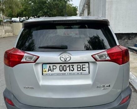 Тойота РАВ 4 2013 у Запоріжжя на Automoto.ua Сірий Тойота РАВ 4, об'ємом двигуна 2.23 л та пробігом 111 тис. км за 19000 $, фото 4 на Automoto.ua