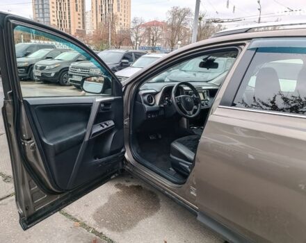 Серый Тойота РАВ 4, объемом двигателя 2.5 л и пробегом 171 тыс. км за 14590 $, фото 20 на Automoto.ua
