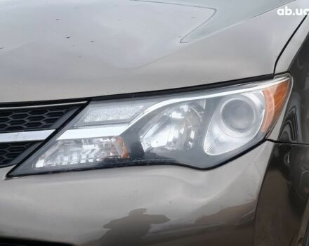 Серый Тойота РАВ 4, объемом двигателя 2.5 л и пробегом 171 тыс. км за 14590 $, фото 4 на Automoto.ua