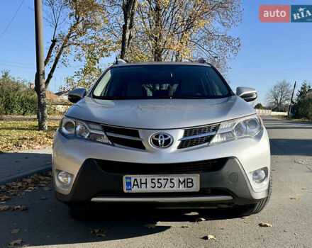 Серый Тойота РАВ 4, объемом двигателя 2.5 л и пробегом 140 тыс. км за 15500 $, фото 1 на Automoto.ua