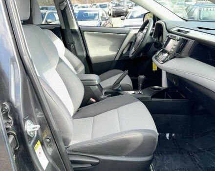 Серый Тойота РАВ 4, объемом двигателя 0 л и пробегом 80 тыс. км за 15200 $, фото 4 на Automoto.ua