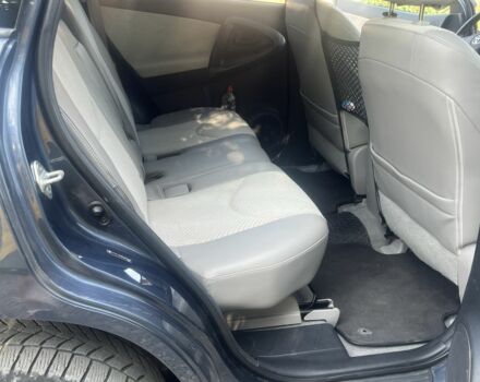 Сірий Тойота РАВ 4, об'ємом двигуна 0 л та пробігом 134 тис. км за 11500 $, фото 3 на Automoto.ua