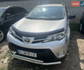 Серый Тойота РАВ 4, объемом двигателя 2.49 л и пробегом 137 тыс. км за 15900 $, фото 1 на Automoto.ua