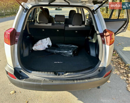 Серый Тойота РАВ 4, объемом двигателя 2.5 л и пробегом 140 тыс. км за 15500 $, фото 14 на Automoto.ua