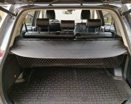 Серый Тойота РАВ 4, объемом двигателя 2.23 л и пробегом 255 тыс. км за 17200 $, фото 16 на Automoto.ua