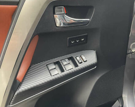 Сірий Тойота РАВ 4, об'ємом двигуна 2.49 л та пробігом 200 тис. км за 14300 $, фото 27 на Automoto.ua