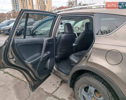 Сірий Тойота РАВ 4, об'ємом двигуна 2.5 л та пробігом 171 тис. км за 14590 $, фото 14 на Automoto.ua