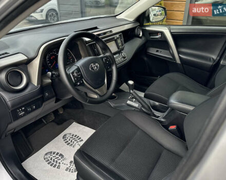 Сірий Тойота РАВ 4, об'ємом двигуна 2.23 л та пробігом 246 тис. км за 19500 $, фото 29 на Automoto.ua