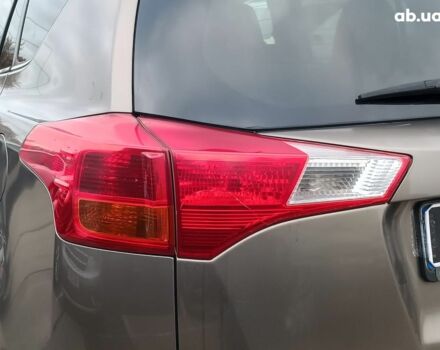 Серый Тойота РАВ 4, объемом двигателя 2.5 л и пробегом 171 тыс. км за 14590 $, фото 10 на Automoto.ua