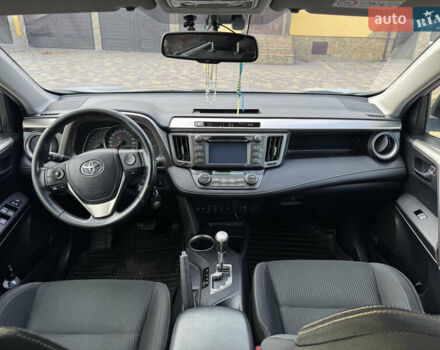 Серый Тойота РАВ 4, объемом двигателя 2.23 л и пробегом 245 тыс. км за 19300 $, фото 7 на Automoto.ua