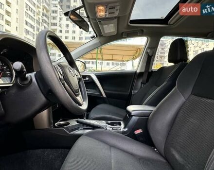 Серый Тойота РАВ 4, объемом двигателя 2.5 л и пробегом 132 тыс. км за 16800 $, фото 19 на Automoto.ua