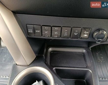 Серый Тойота РАВ 4, объемом двигателя 2.23 л и пробегом 255 тыс. км за 17200 $, фото 15 на Automoto.ua