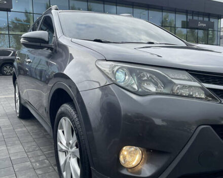 Сірий Тойота РАВ 4, об'ємом двигуна 2.49 л та пробігом 200 тис. км за 14300 $, фото 22 на Automoto.ua