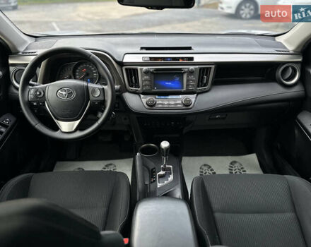 Сірий Тойота РАВ 4, об'ємом двигуна 2.23 л та пробігом 246 тис. км за 19500 $, фото 31 на Automoto.ua