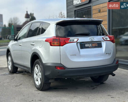 Сірий Тойота РАВ 4, об'ємом двигуна 2.23 л та пробігом 246 тис. км за 19500 $, фото 13 на Automoto.ua
