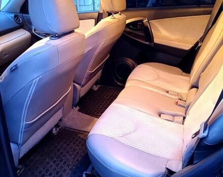 Сірий Тойота РАВ 4, об'ємом двигуна 0 л та пробігом 0 тис. км за 9999 $, фото 8 на Automoto.ua