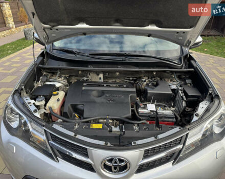 Серый Тойота РАВ 4, объемом двигателя 2.23 л и пробегом 245 тыс. км за 19300 $, фото 9 на Automoto.ua