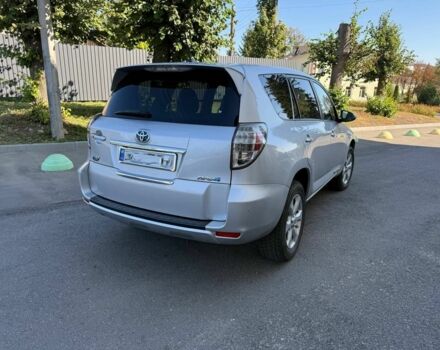 Серый Тойота РАВ 4, объемом двигателя 0 л и пробегом 140 тыс. км за 12000 $, фото 2 на Automoto.ua