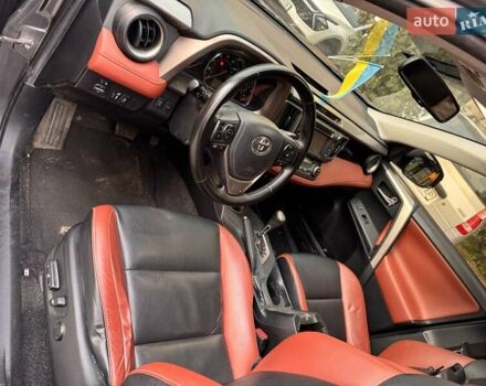 Сірий Тойота РАВ 4, об'ємом двигуна 2.49 л та пробігом 200 тис. км за 15500 $, фото 4 на Automoto.ua