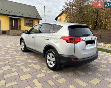 Серый Тойота РАВ 4, объемом двигателя 2.23 л и пробегом 245 тыс. км за 19300 $, фото 3 на Automoto.ua