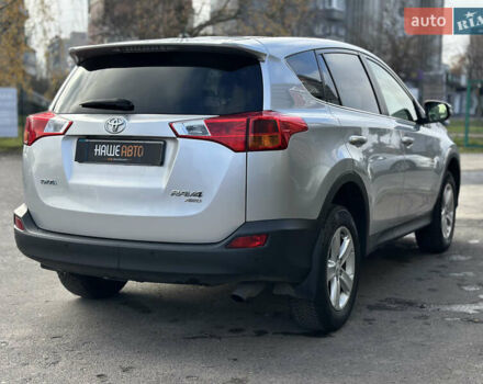 Сірий Тойота РАВ 4, об'ємом двигуна 2.23 л та пробігом 246 тис. км за 19500 $, фото 20 на Automoto.ua
