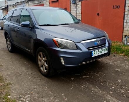 Сірий Тойота РАВ 4, об'ємом двигуна 0 л та пробігом 0 тис. км за 9999 $, фото 2 на Automoto.ua