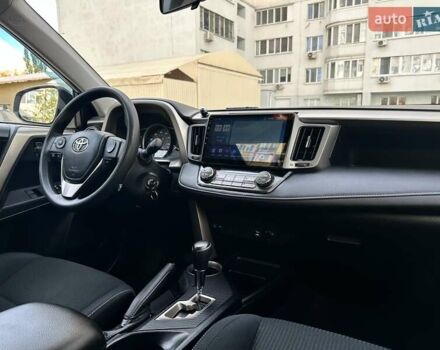 Серый Тойота РАВ 4, объемом двигателя 2.5 л и пробегом 132 тыс. км за 16800 $, фото 13 на Automoto.ua