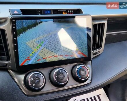 Тойота РАВ 4 2015 в Виннице на Automoto.ua Серый Тойота РАВ 4, объемом двигателя 2.23 л и пробегом 88 тыс. км за 19333 $, фото 33 на Automoto.ua