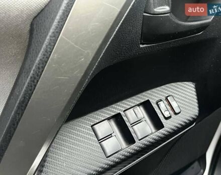 Серый Тойота РАВ 4, объемом двигателя 2.49 л и пробегом 124 тыс. км за 17900 $, фото 10 на Automoto.ua