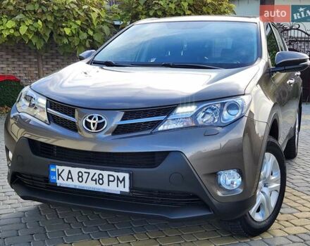 Тойота РАВ 4 2015 в Виннице на Automoto.ua Серый Тойота РАВ 4, объемом двигателя 2.23 л и пробегом 88 тыс. км за 19333 $, фото 6 на Automoto.ua