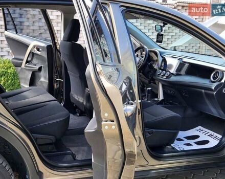 Тойота РАВ 4 2015 в Виннице на Automoto.ua Серый Тойота РАВ 4, объемом двигателя 2.23 л и пробегом 88 тыс. км за 19333 $, фото 41 на Automoto.ua