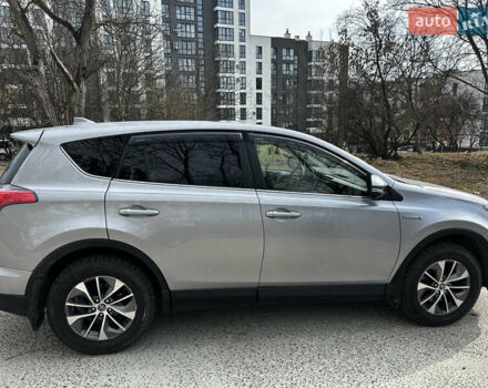 Сірий Тойота РАВ 4, об'ємом двигуна 2.5 л та пробігом 121 тис. км за 17100 $, фото 4 на Automoto.ua