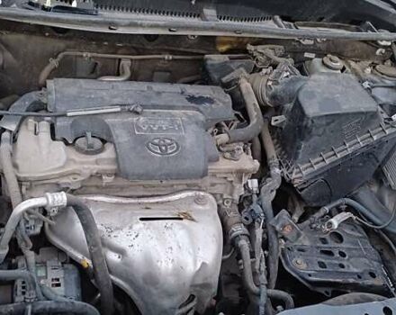 Тойота РАВ 4 2015 у Києві на Automoto.ua Сірий Тойота РАВ 4, об'ємом двигуна 2.49 л та пробігом 67 тис. км за 7000 $, фото 4 на Automoto.ua