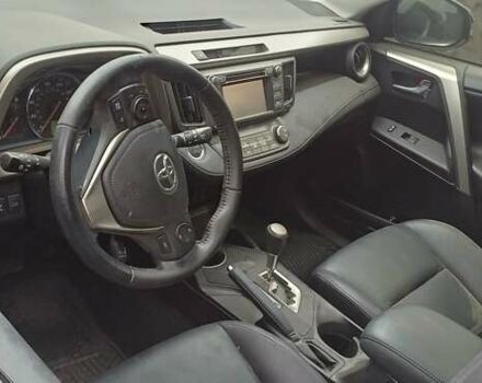 Тойота РАВ 4 2015 у Києві на Automoto.ua Сірий Тойота РАВ 4, об'ємом двигуна 2.49 л та пробігом 67 тис. км за 7000 $, фото 2 на Automoto.ua