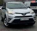 Серый Тойота РАВ 4, объемом двигателя 2.49 л и пробегом 124 тыс. км за 17900 $, фото 1 на Automoto.ua