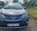 Серый Тойота РАВ 4, объемом двигателя 2 л и пробегом 200 тыс. км за 16500 $, фото 1 на Automoto.ua