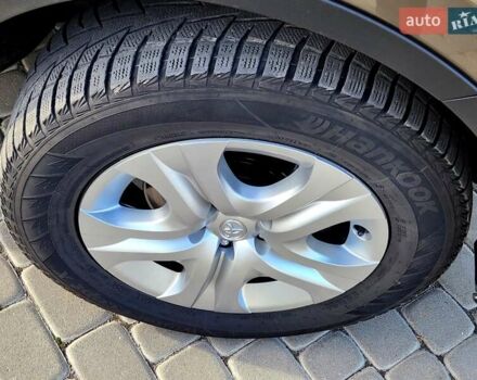 Тойота РАВ 4 2015 в Виннице на Automoto.ua Серый Тойота РАВ 4, объемом двигателя 2.23 л и пробегом 88 тыс. км за 19333 $, фото 16 на Automoto.ua