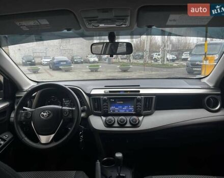 Серый Тойота РАВ 4, объемом двигателя 2.49 л и пробегом 124 тыс. км за 17900 $, фото 17 на Automoto.ua