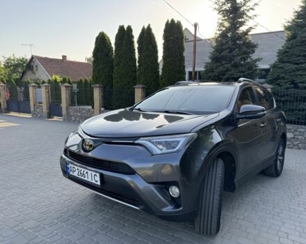 Тойота РАВ 4 2015 у Запоріжжя на Automoto.ua Сірий Тойота РАВ 4, об'ємом двигуна 2.5 л та пробігом 118 тис. км за 17999 $, фото 1 на Automoto.ua