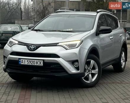 Серый Тойота РАВ 4, объемом двигателя 2.49 л и пробегом 124 тыс. км за 17900 $, фото 2 на Automoto.ua