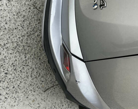 Сірий Тойота РАВ 4, об'ємом двигуна 2.5 л та пробігом 121 тис. км за 17100 $, фото 11 на Automoto.ua