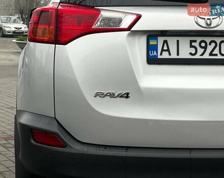 Серый Тойота РАВ 4, объемом двигателя 2.49 л и пробегом 124 тыс. км за 17900 $, фото 7 на Automoto.ua