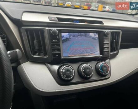 Серый Тойота РАВ 4, объемом двигателя 2.49 л и пробегом 124 тыс. км за 17900 $, фото 23 на Automoto.ua