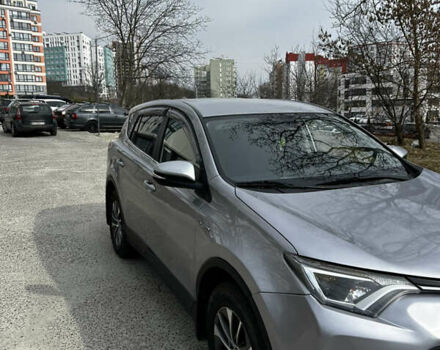 Сірий Тойота РАВ 4, об'ємом двигуна 2.5 л та пробігом 121 тис. км за 17100 $, фото 2 на Automoto.ua