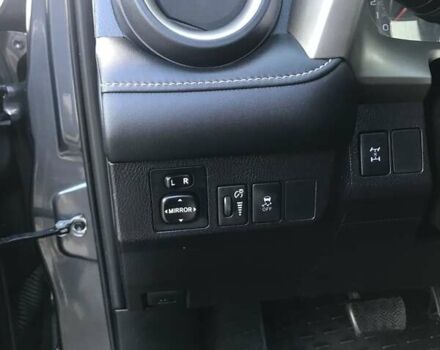 Сірий Тойота РАВ 4, об'ємом двигуна 2.49 л та пробігом 99 тис. км за 15900 $, фото 12 на Automoto.ua