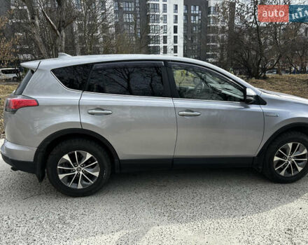 Сірий Тойота РАВ 4, об'ємом двигуна 2.5 л та пробігом 121 тис. км за 17100 $, фото 5 на Automoto.ua