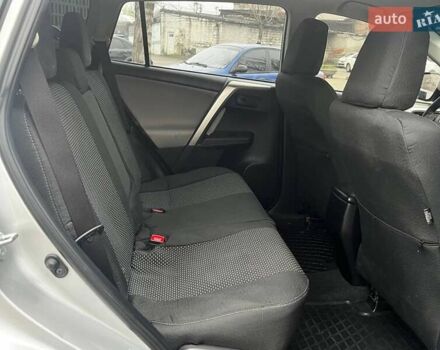 Серый Тойота РАВ 4, объемом двигателя 2.49 л и пробегом 124 тыс. км за 17900 $, фото 13 на Automoto.ua